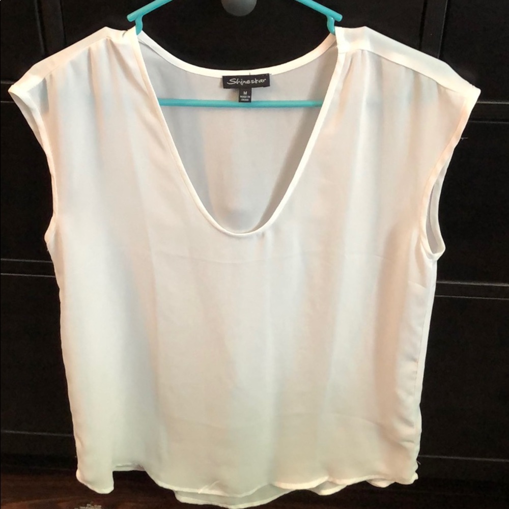 White blouse size medium short sleeve